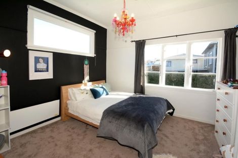 Photo of property in 9 Aitken Place, Mornington, Dunedin, 9011