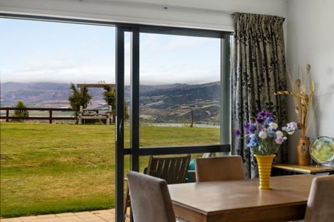 Photo of property in 11 Macmillan Lane, Mount Pisa, Cromwell, 9383