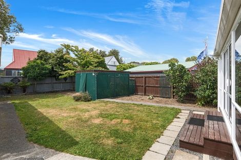 Photo of property in 10 Cotswold Avenue, Bishopdale, Christchurch, 8053