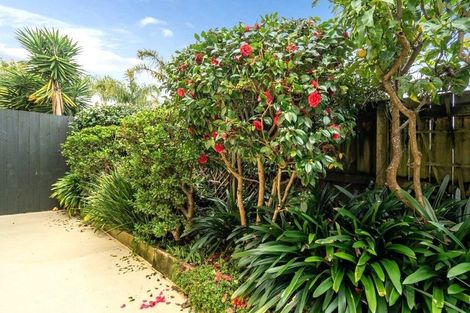 Photo of property in 3/52 Taharoto Road, Takapuna, Auckland, 0622