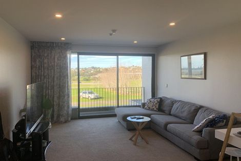 Photo of property in 18/4 Stables Lane, Silverdale, 0932