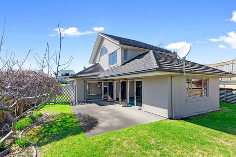 Photo of property in 4 Caernarvon Rise, Bethlehem, Tauranga, 3110