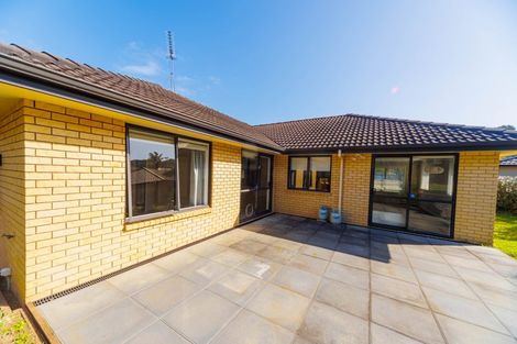 Photo of property in 5 Valley Fields Place, Pukekohe, 2120