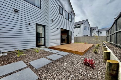 Photo of property in 138 Vintry Drive, Kumeu, 0810