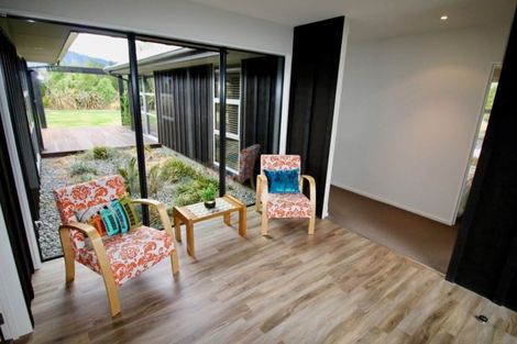 Photo of property in 18 Lochiel Drive, Hanmer Springs, 7334