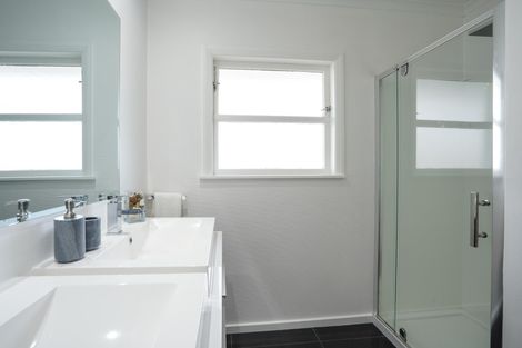 Photo of property in 10 Hurley Place, Awapuni, Palmerston North, 4412