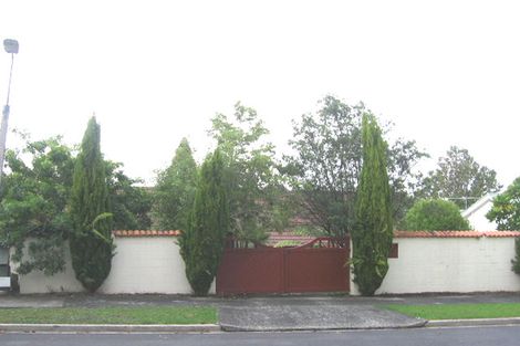 Photo of property in 28 Barlow Place, Chatswood, Auckland, 0626