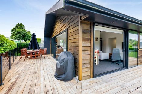 Photo of property in 14 Takiroa Street, Urenui, 4375