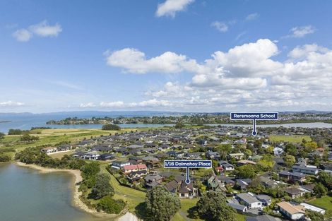 Photo of property in 1/16 Dalmahoy Place, Wattle Downs, Auckland, 2103
