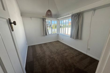 Photo of property in 4a Rewiti Avenue, Takapuna, Auckland, 0622