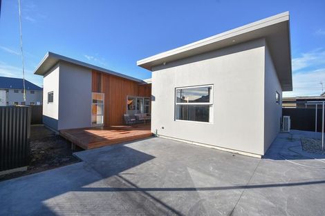 Photo of property in 1 Begg Street, South Dunedin, Dunedin, 9012