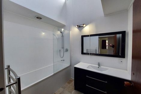 Photo of property in 8g Nevada Drive, Merrilands, New Plymouth, 4312