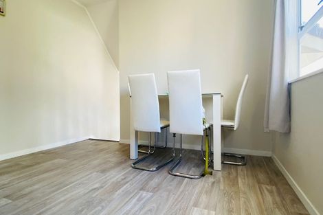 Photo of property in 2/18 Elliott Avenue, Bayview, Auckland, 0629