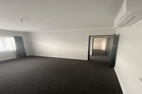 Photo of property in 229 Featherston Street, Palmerston North, 4410