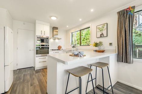 Photo of property in 30 Stanhope Grove, Korokoro, Lower Hutt, 5012