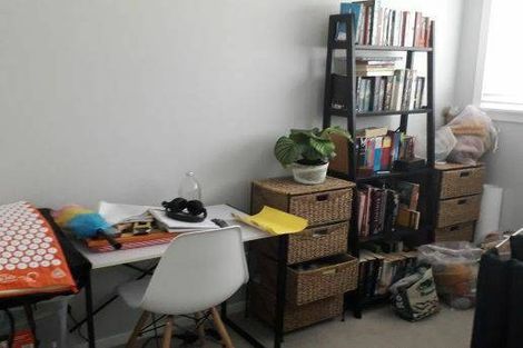 Photo of property in 15a Governor Road, Northland, Wellington, 6012