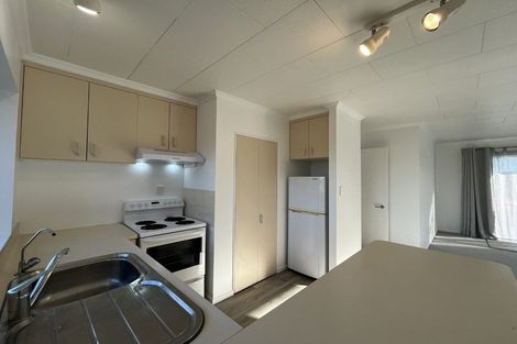 Photo of property in 2/31 Fitzroy Road, Fitzroy, New Plymouth, 4312