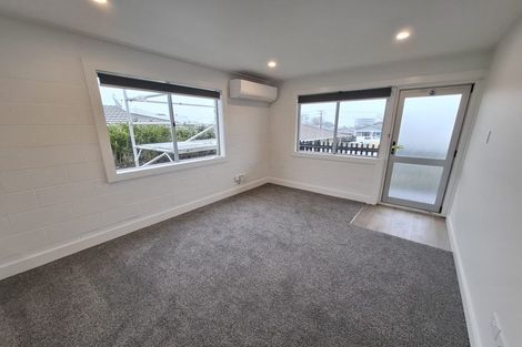 Photo of property in 33 Fulford Street, New Plymouth, 4310