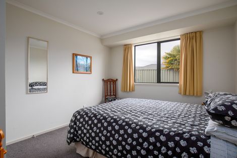 Photo of property in 11 Walnut Grove, Alexandra, 9320