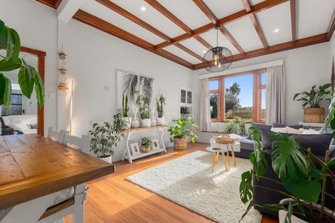 Photo of property in 562 Napier Road, Whakarongo, Palmerston North, 4470