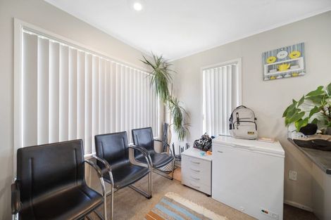 Photo of property in 3 Ilford Crescent, Mangere, Auckland, 2022