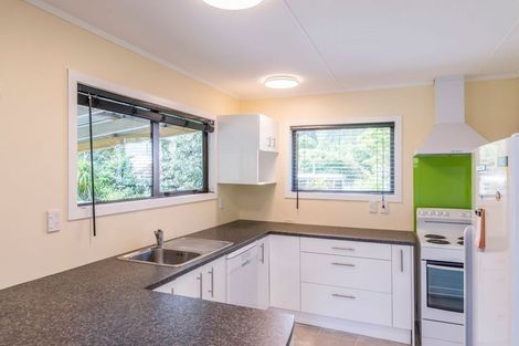 Photo of property in 49 Leinster Avenue, Raumati South, Paraparaumu, 5032