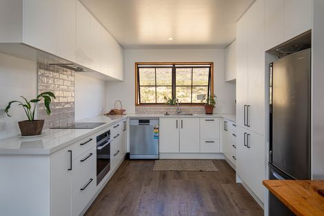 Photo of property in 50 Mountain View Road, Springvale, Alexandra, 9393