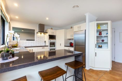 Photo of property in 21 Luberon Way, Nukuhau, Taupo, 3330