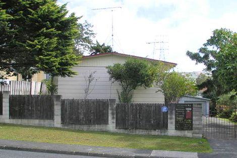 Photo of property in 25 Reynella Drive, Massey, Auckland, 0614