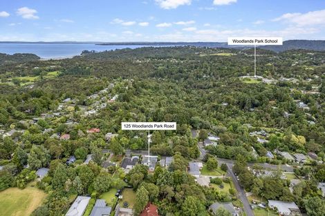 Photo of property in 125 Woodlands Park Road, Titirangi, Auckland, 0604