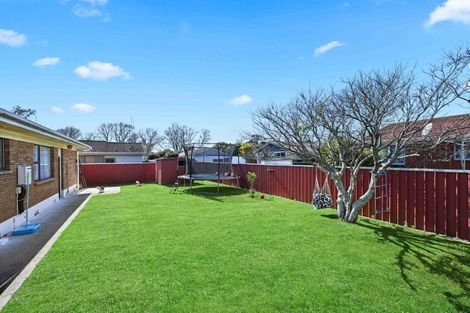 Photo of property in 8 Sandalwood Drive, Dinsdale, Hamilton, 3204