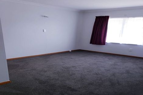 Photo of property in 60 Gibbons Street, Ebdentown, Upper Hutt, 5018