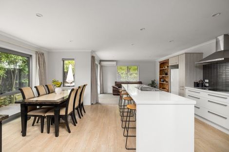 Photo of property in 43 Benmore Crescent, Pyes Pa, Tauranga, 3112