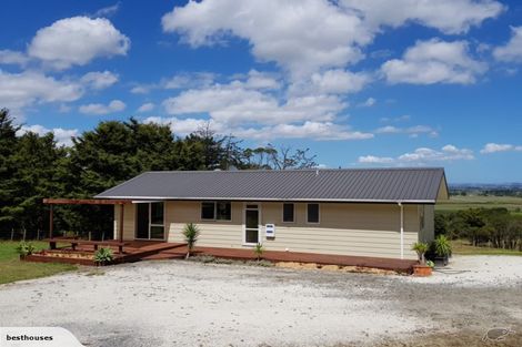 Photo of property in 8 Bayly Street, Baylys Beach, Dargaville, 0377