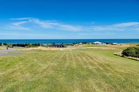 Photo of property in 9 Knoyle Road, Riversdale Beach, Masterton, 5872