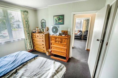 Photo of property in 4 Mcpherson Place, Fairfield, Hamilton, 3214