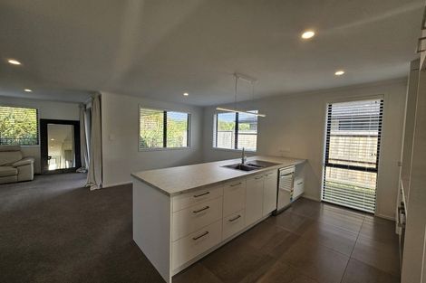 Photo of property in 71 Hills View Drive, Papamoa, 3118