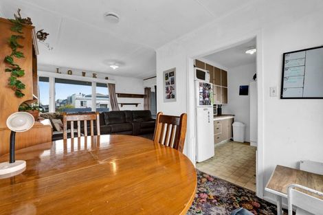 Photo of property in 38 Bedford Street, Eltham, 4322