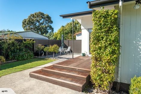 Photo of property in 6 Clare Place, Cromwell, 9310