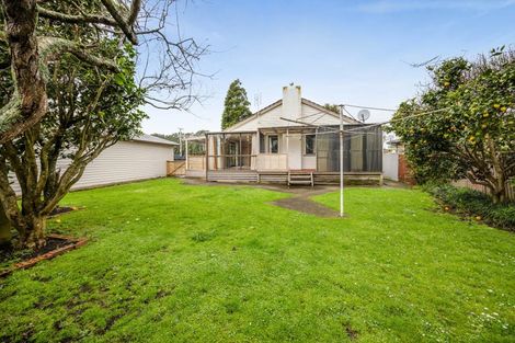 Photo of property in 96 Fairfield Road, Hawera, 4610