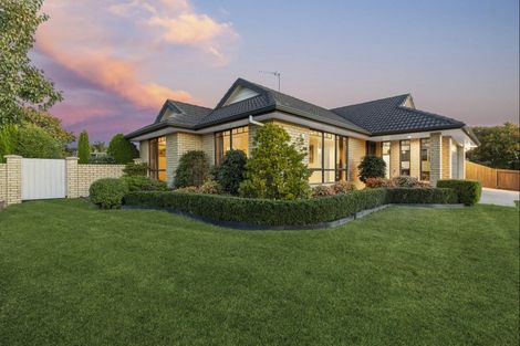 Photo of property in 2 Cooper Crescent, Cambridge, 3434