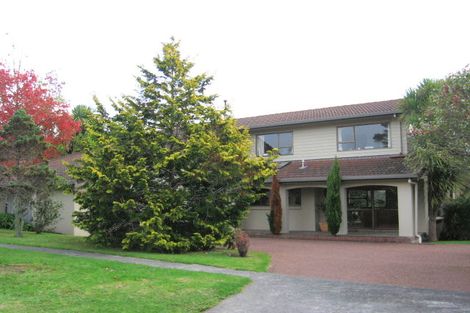 Photo of property in 14 Kingfisher Grove, Greenhithe, Auckland, 0632