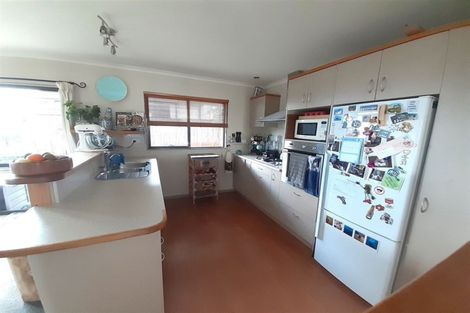 Photo of property in 49 Village Park Drive, Welcome Bay, Tauranga, 3112