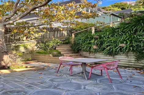 Photo of property in 15 Upper Bourke Street, Kilbirnie, Wellington, 6022