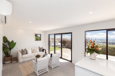 Photo of property in 280 Major Hornbrook Road, Mount Pleasant, Christchurch, 8081