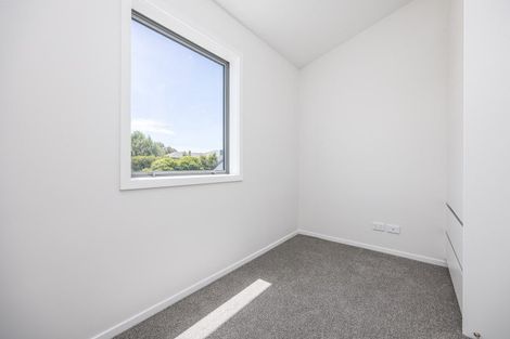 Photo of property in 1/94 Target Road, Totara Vale, Auckland, 0629
