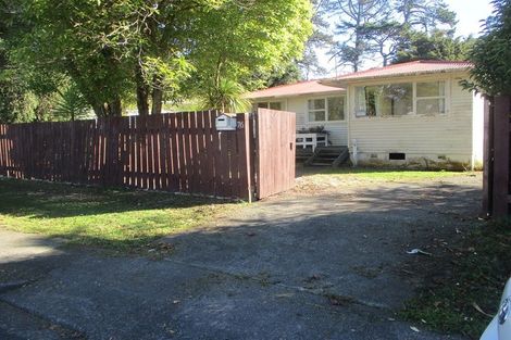 Photo of property in 76 Helena Street, Massey, Auckland, 0614