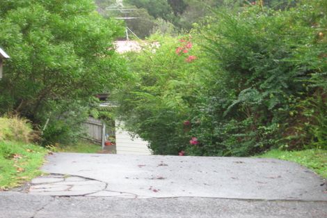 Photo of property in 2/4 James Scott Place, Te Atatu South, Auckland, 0602