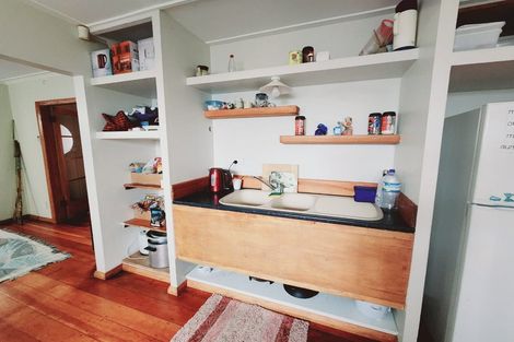 Photo of property in 100 Puriri Street, Gonville, Wanganui, 4501