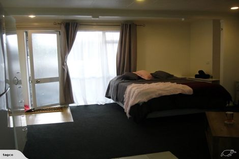 Photo of property in 23a Awanui Street, Merrilands, New Plymouth, 4312